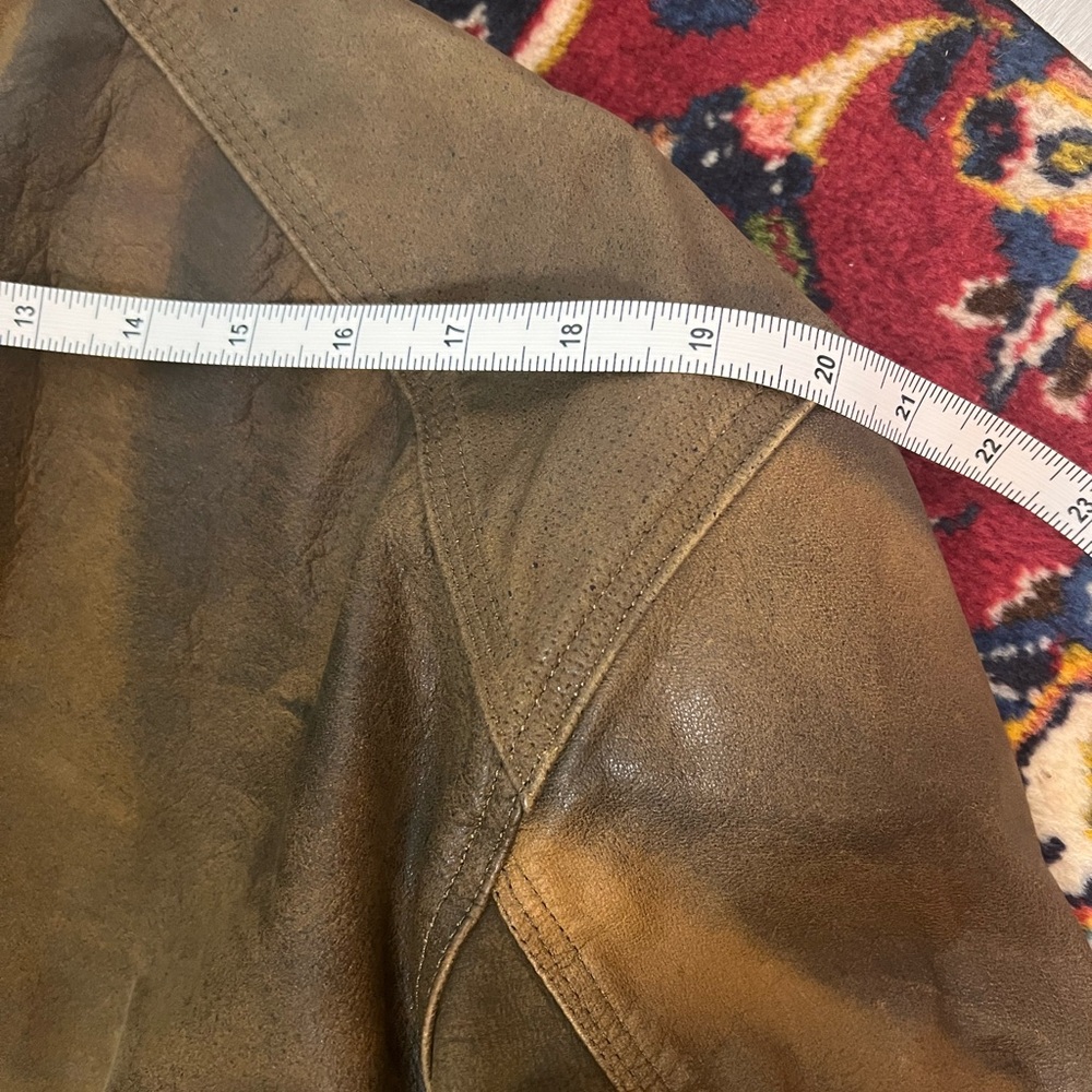 Men's Tan Leather Bomber Jacket - Picture 5 of 10